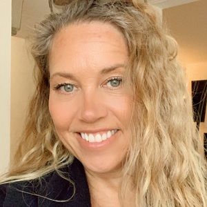 Meet your Posher, Suzy